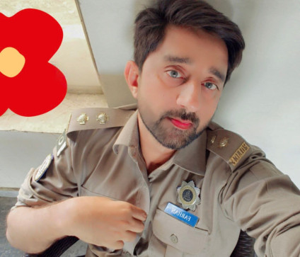 Farhan, 27, Pakistan