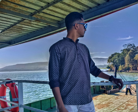 Rishi, 25, India