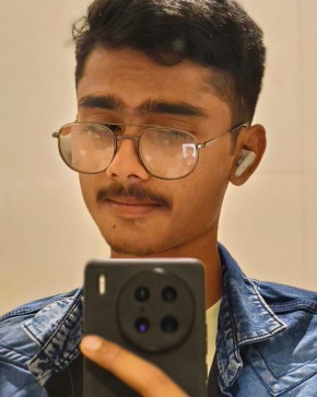 Giridhar, 21, India