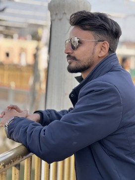 BIBHANSHU GUPTA, 27, India