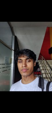 Islandboy, 24, Sri Lanka