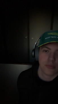 Joe, 19, Netherlands