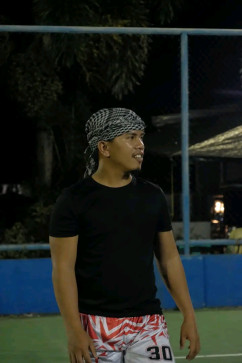 Maka Mandag, 26, Philippines