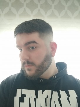 Alejandro, 27, Spain