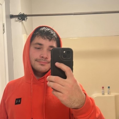 Rob, 21, United States