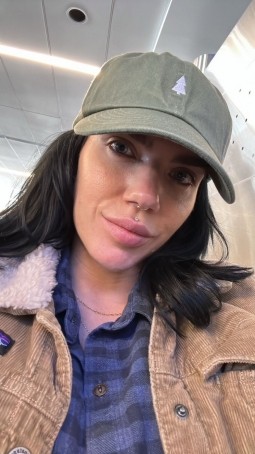 Eden Lizbeth, 39, United States