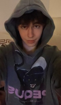 MarcoLikesBunnys, 18, Austria