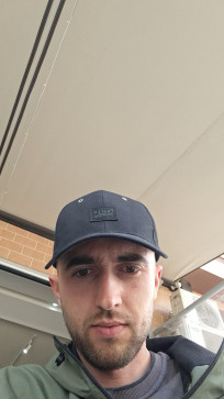 Ron, 25, Albania