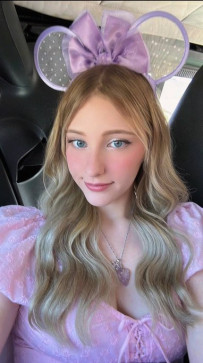 Anna Ryan , 40, Spain