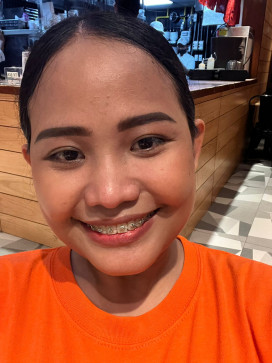 Anna, 28, Philippines