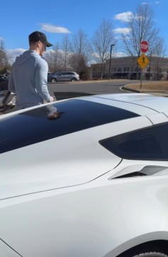 Tommy, 27, United States