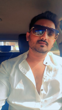 Mudassir, 21, India