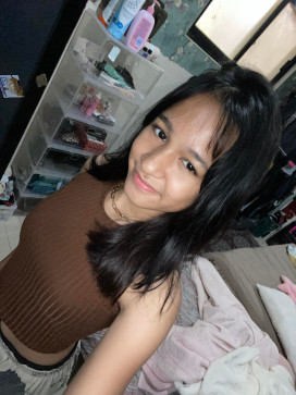 ANNE LOUISFERI, 18, Indonesia
