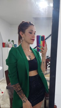 Flor, 26, Argentina