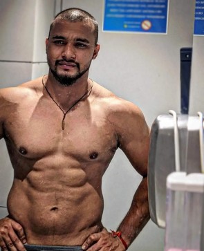 Desi Rishi, 26, India