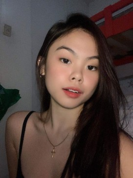 Zeira, 22, Canada