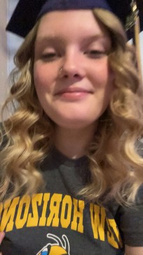 Lily, 19, United States