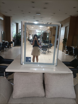 Katherine Yutan , 20, Philippines