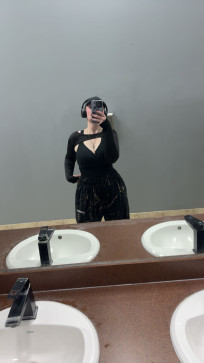 Chilly North , 24, United States