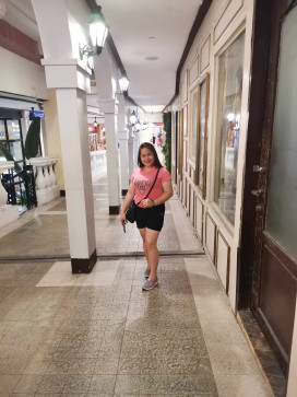 Lyn, 32, Philippines