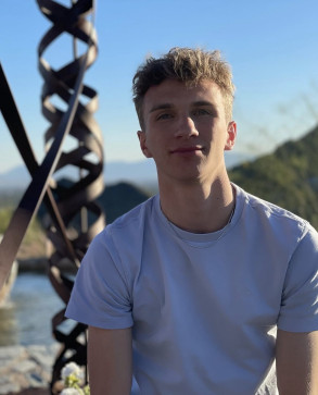 Chris Davis, 25, Ireland