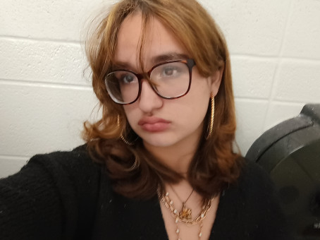 Lily, 18, United States