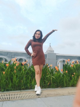 Jelly Yosores, 29, Singapore