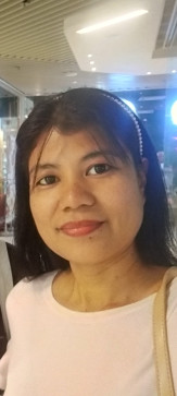 Anna, 40, Singapore