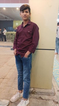 Mohit Thakur, 18, India