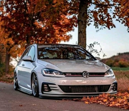 SHIZZY, 20, Botswana