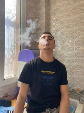 Thumzz, 22, Italy