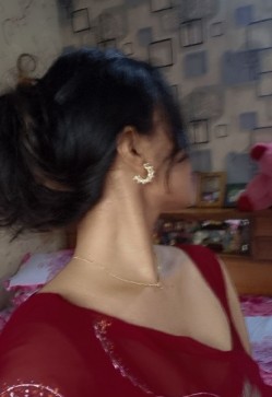 Trisha, 18, India