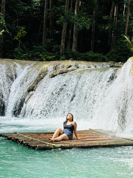 Justarandomgirl, 24, Philippines