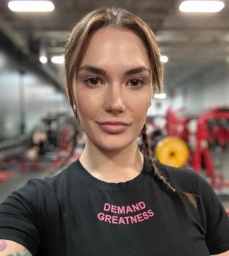 Betty, 34, United States