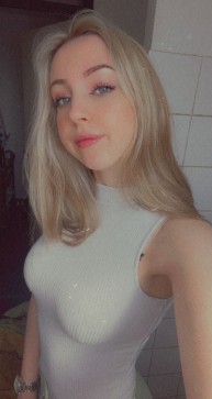 Sanne, 20, United States