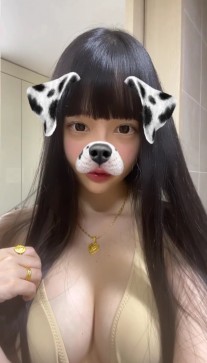 Selina, 21, South Korea