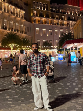 , 32, India