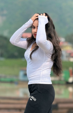 Sonya, 24, India