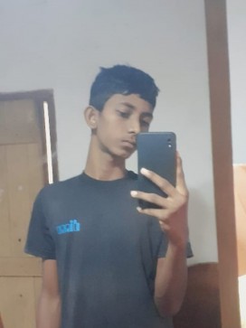 Moon Ligh, 18, Sri Lanka