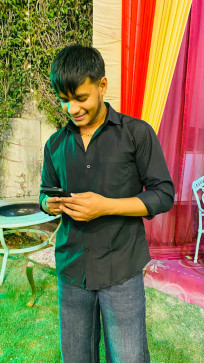 Rohan, 18, India