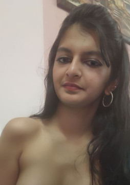 Mahira, 22, India