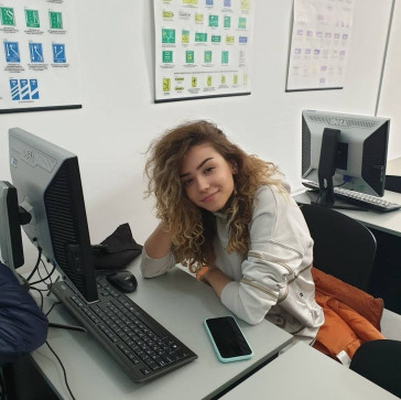 Emily, 20, Bosnia And Herzegovina