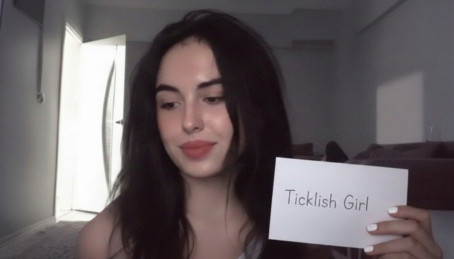 Ticklish Girl, 24, Colombia