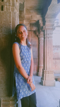 Dharmi, 19, India