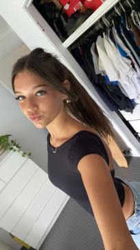 Honey, 18, United Kingdom