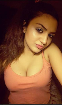 Lisa, 18, India