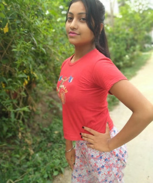 Priya, 18, India