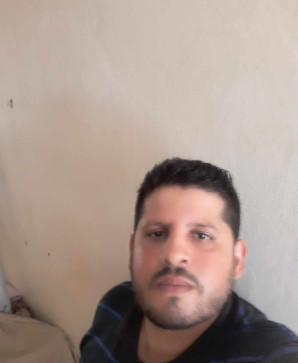 Didou, 29, Algeria