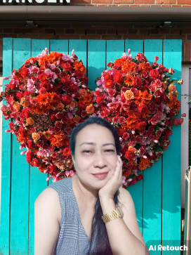 Lucy, 47, Philippines