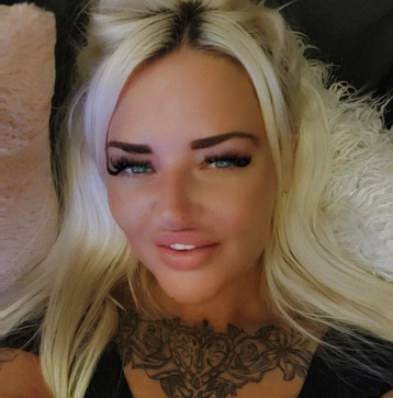 Nikkismith, 34, United Kingdom